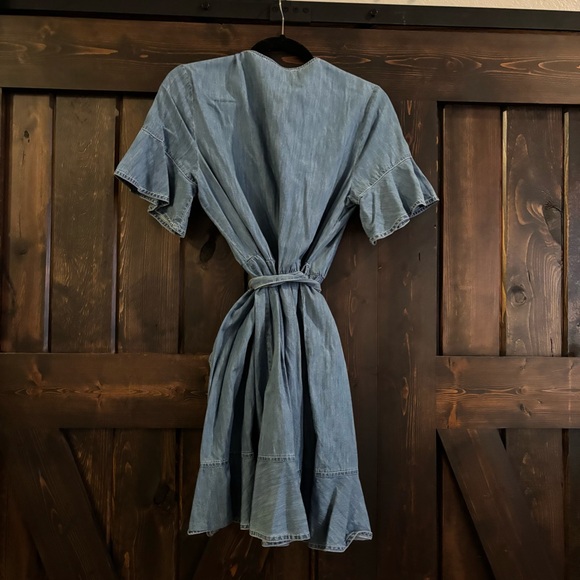 Draper James Light Blue Denim Chambray Wrap Dress 12 - Picture 2 of 7